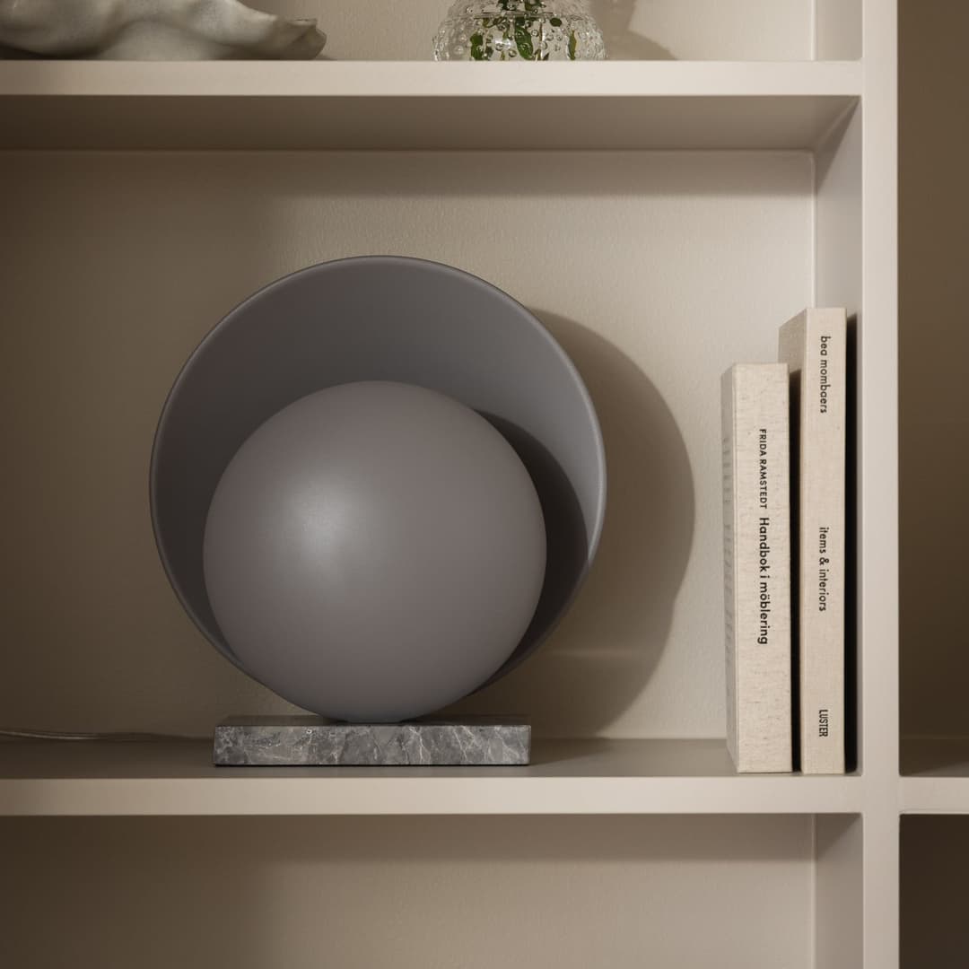 Orbit Tischleuchte grau Marmor Höhe 32 cm - Globen Lighting - Wohnzimmer - Design - Stein - Einflammig