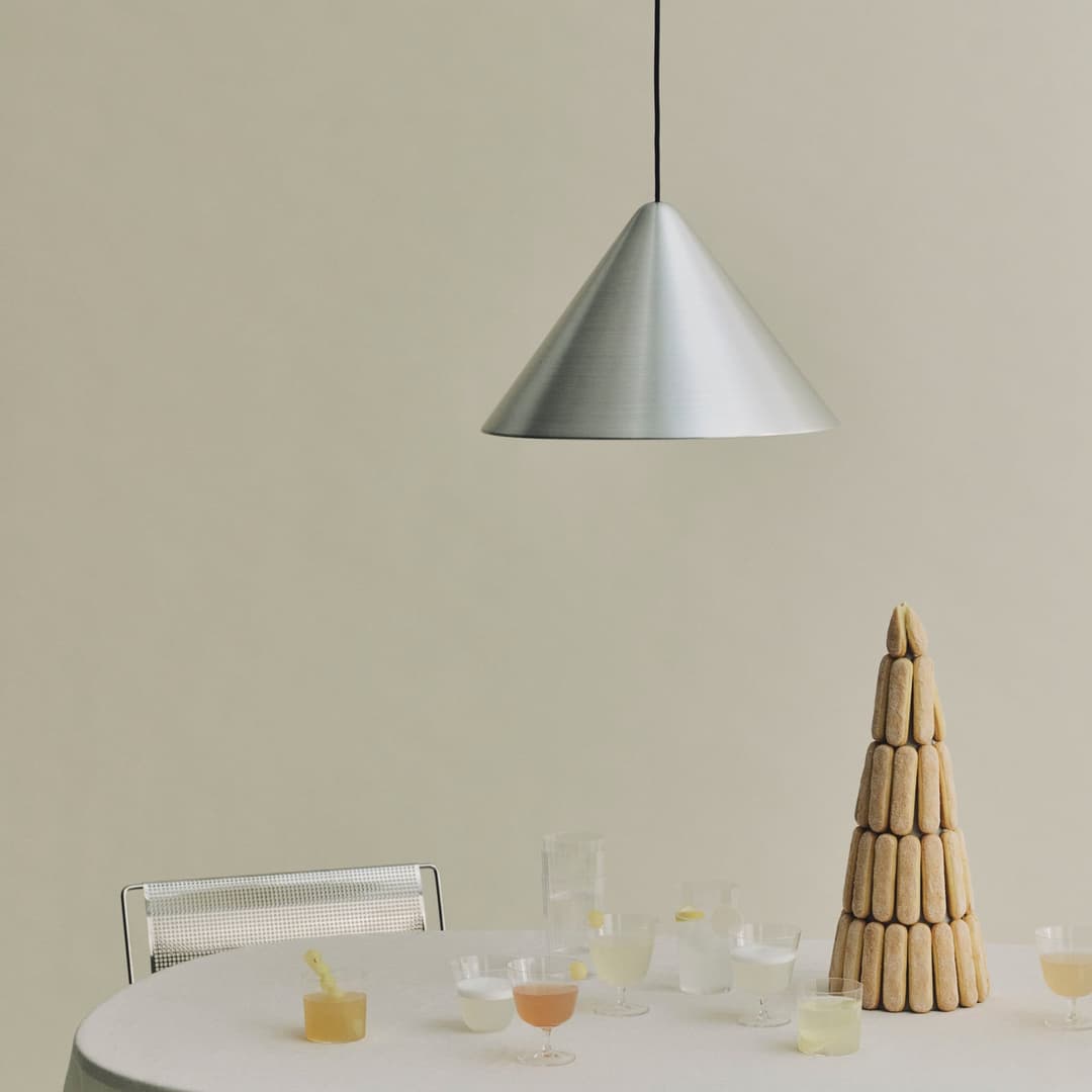 Compass Pendellampe, alu, Ø 26 cm, GX53 - HAY - Wohnzimmer - Design - Aluminium - Einflammig