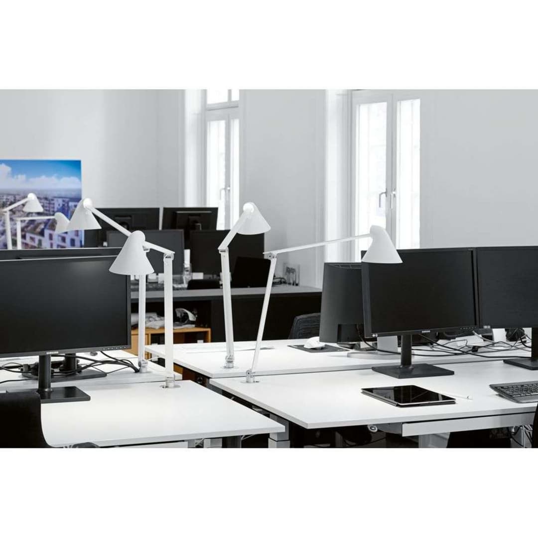 NJP Tischleuchte m/Klemme 2700K Hell Grau - Louis Poulsen - Wohnzimmer - Aluminium