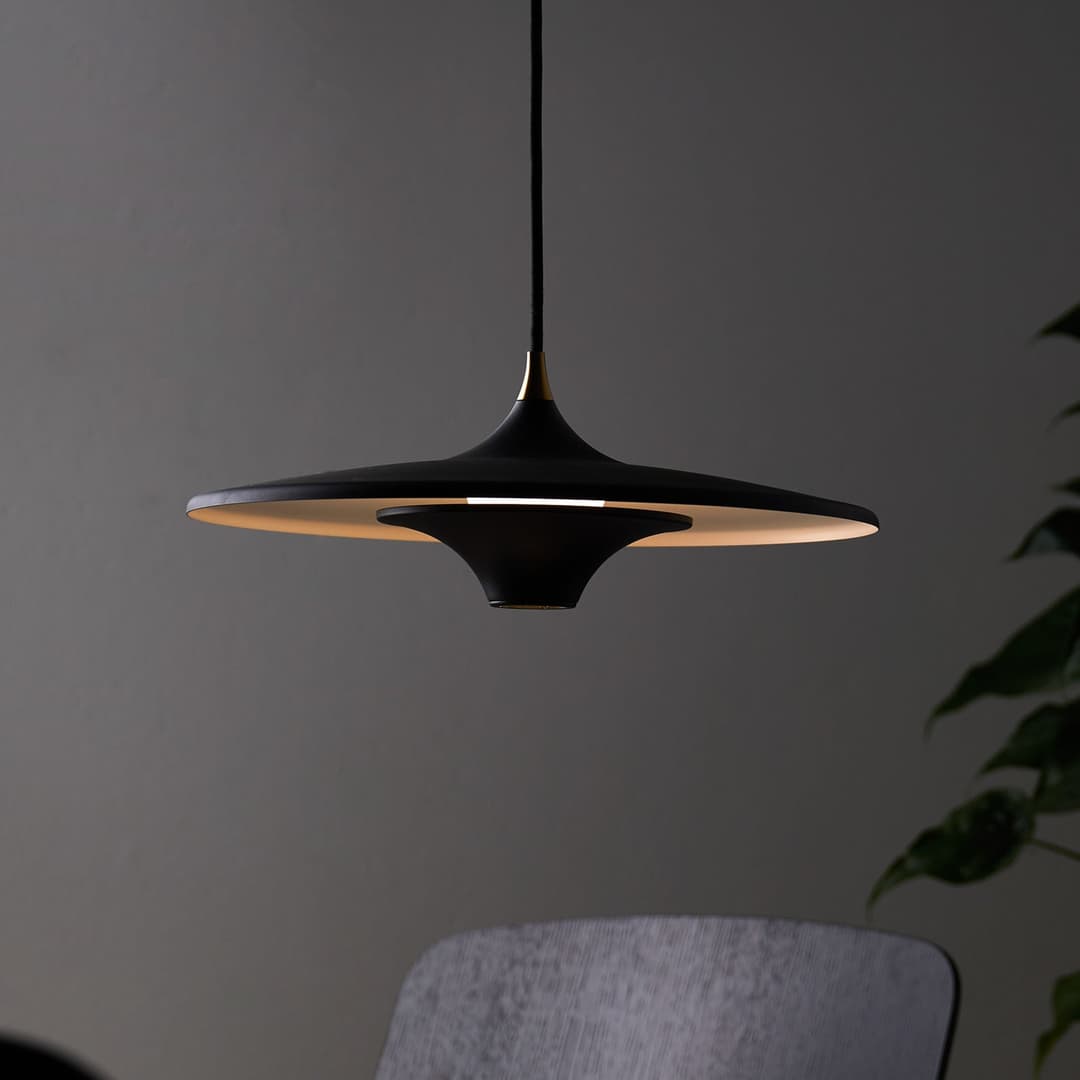 Moja Pendelleuchte Ø35 Black - Loom Design - Wohnzimmer - Modern - Aluminium - Einflammig