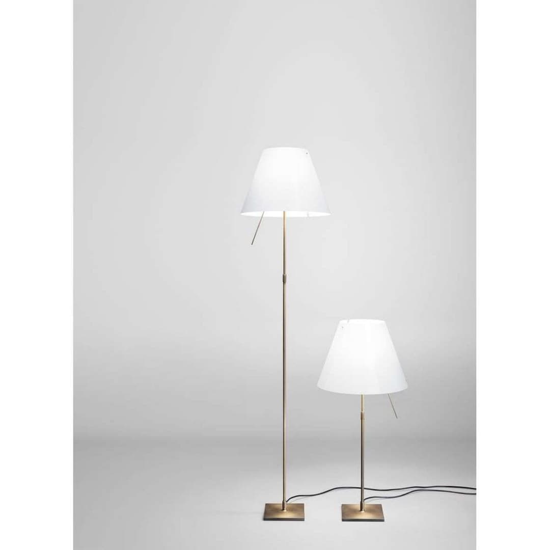 Costanza Tischleuchte m/Dimmer White/Brass - Luceplan - Wohnzimmer - Aluminium
