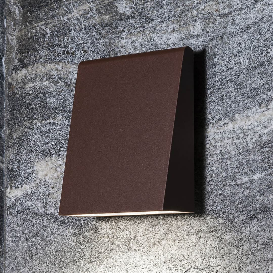 Cuneo LED-Außenwandleuchte, rost - Artemide - Balkon - Design - Metall - Eckig