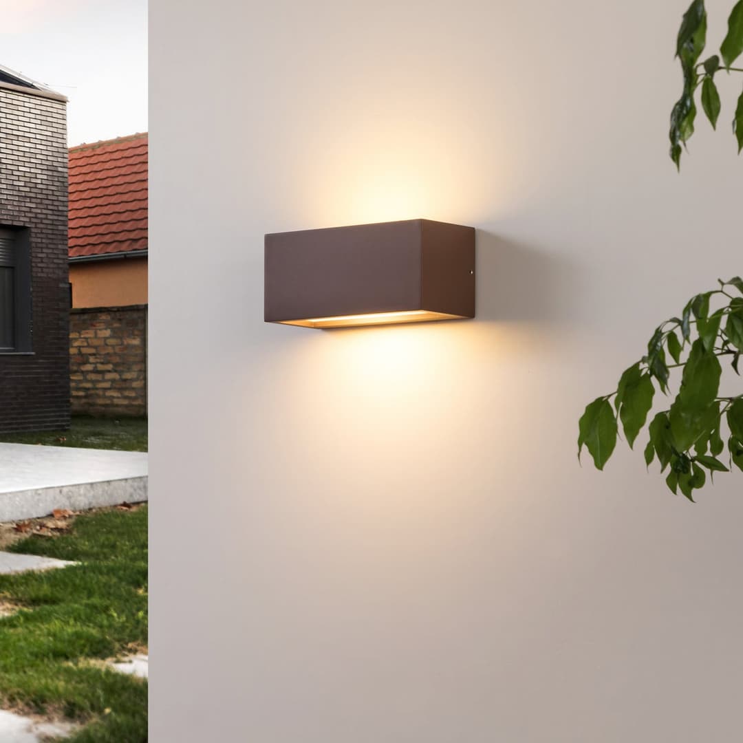 Bente Außenwandleuchte Rust - Lucande - Balkon - Modern - Metall - Eckig