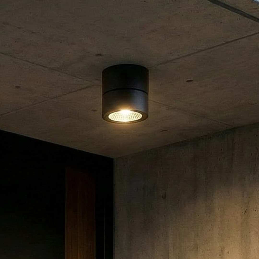 Nolivar LED-Deckenstrahler, schwarz, Ø 9 cm, IP54 - Lindby - Terrasse - Modern - Aluminium - Rund