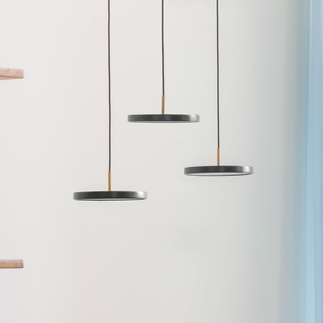 Asteria Pendelleuchte Micro V2 Anthracite Grey - UMAGE Asteria Micro V2 - Wohnzimmer - Skandinavisch - Metall - Einflammig