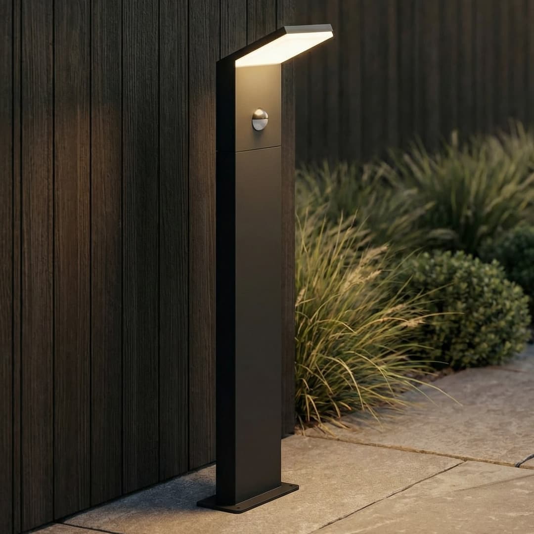 Nevio LED-Wegeleuchte w/Sensor, Graphite - Lucande - Terrasse - Modern - Metall - Einflammig