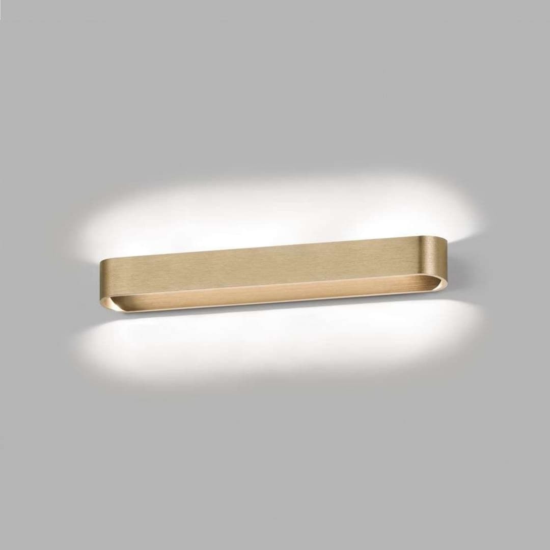 Aura W3 Wandleuchte 2700/3000K Brass - LIGHT-POINT - Wohnzimmer - Aluminium