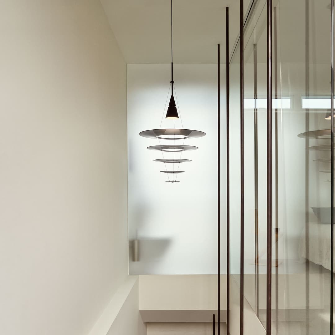 Enigma 425 Pendelleuchte Black - Louis Poulsen - Wohnzimmer - Design - Metall - Einflammig