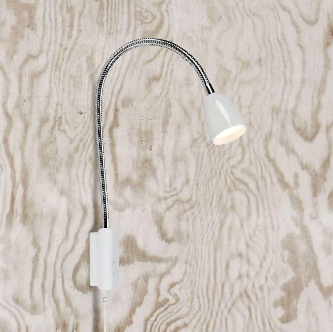Tulip LED Wandleuchte White - Markslöjd - Wohnzimmer - Modern - Metall - Einflammig