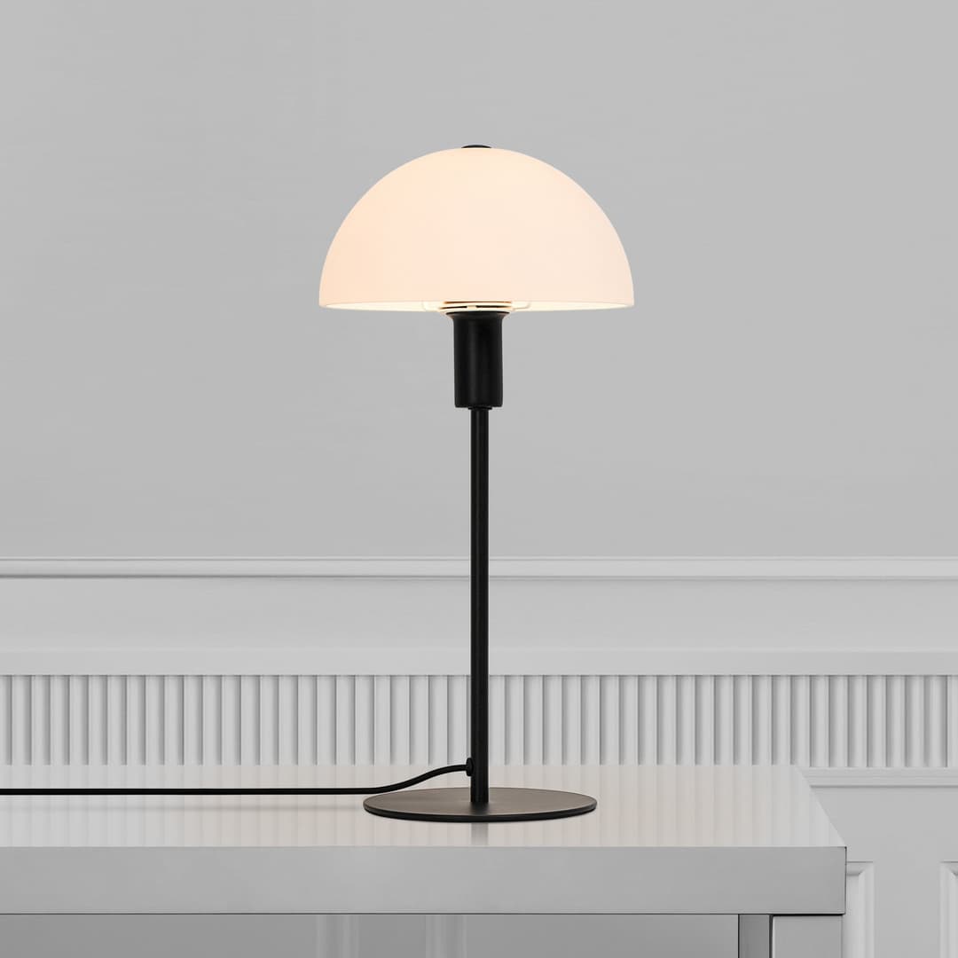 Ellen 20 Tischleuchte Opal/Black - Nordlux - Schlafzimmer - Skandinavisch - Glas - Mit Schirm