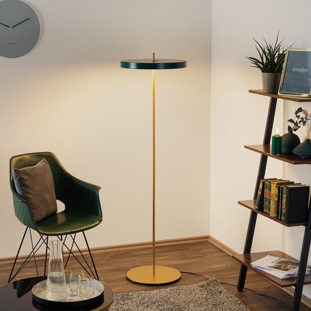 Asteria Stehleuchte Forest Green - UMAGE Asteria Floor - Wohnzimmer - Design - Metall - Mit Schirm