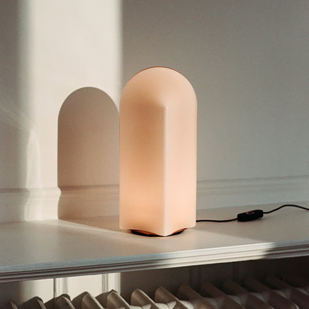 Parade 320 Tischleuchte Blush Pink - HAY - Wohnzimmer - Design - Glas