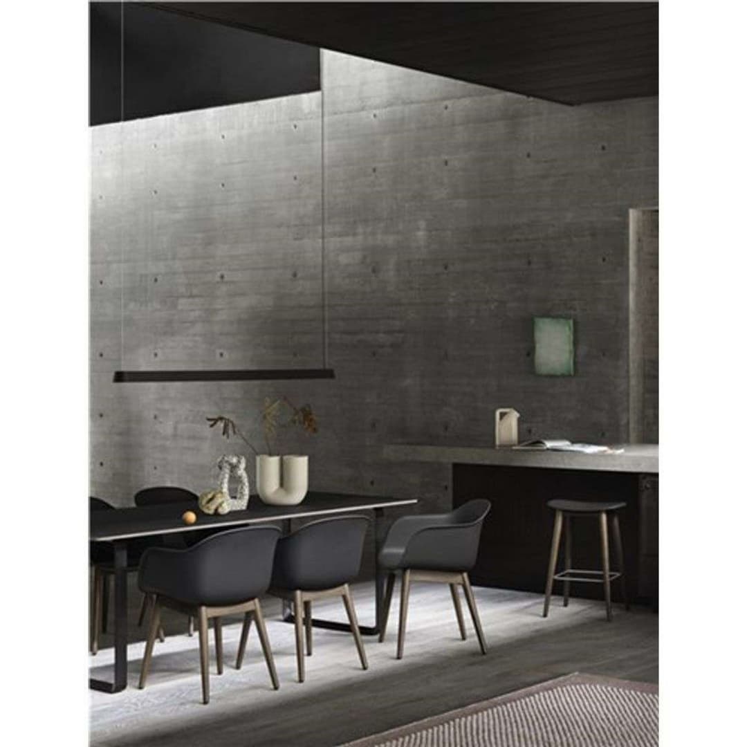 Linear Pendelleuchte L169, schwarz, Länge 169 cm - Muuto - Esszimmer - Aluminium