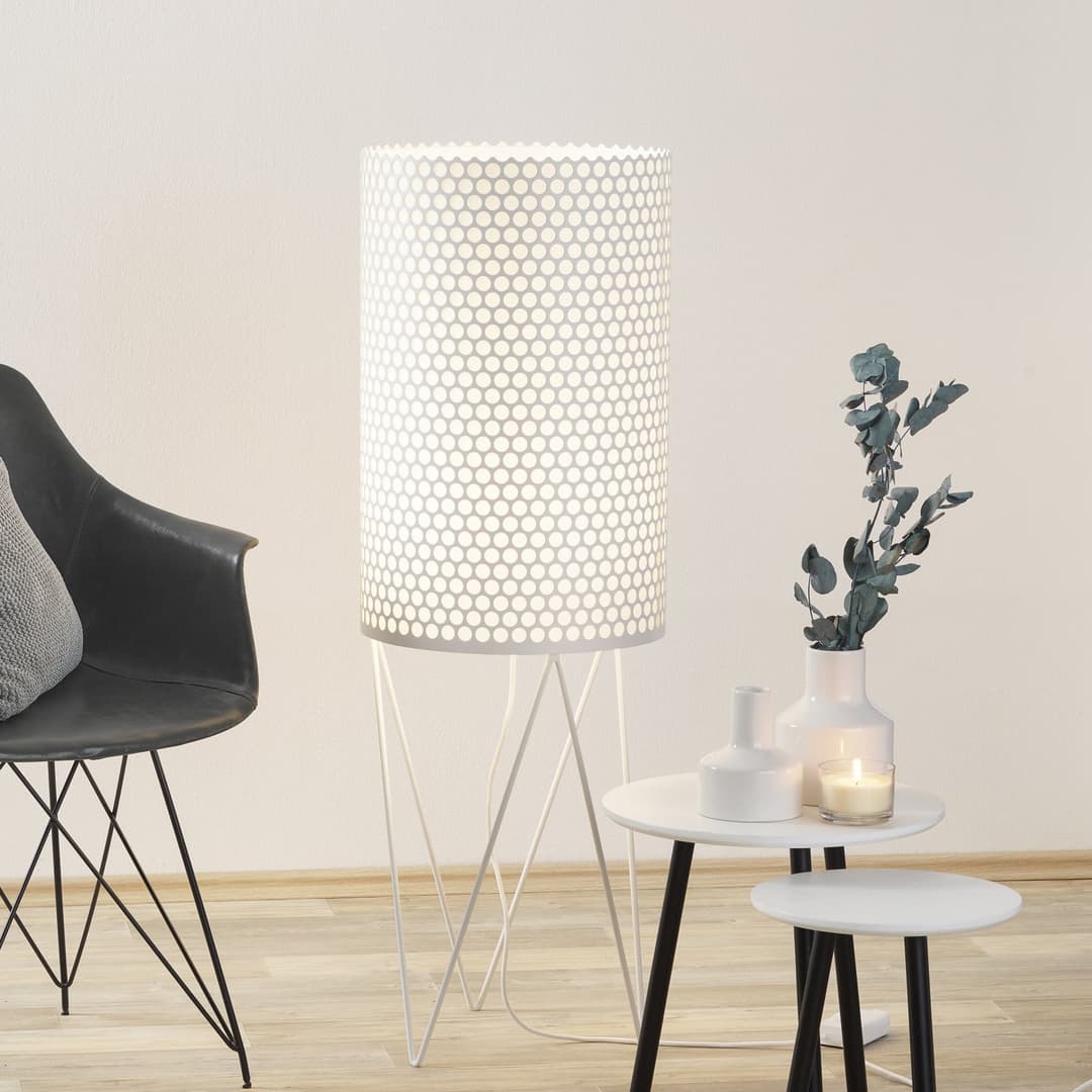 PD2 Stehleuchte Weiß - GUBI Pedrera PD2 - Wohnzimmer - Design - Metall - Mit Schirm