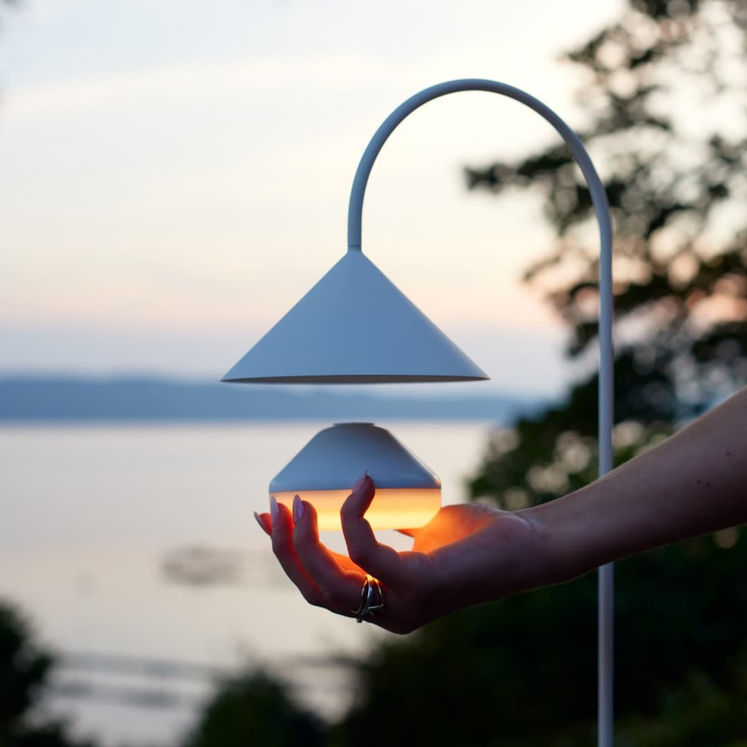 One LED Light Source - Frandsen - Terrasse - Design - Kunststoff - Einflammig