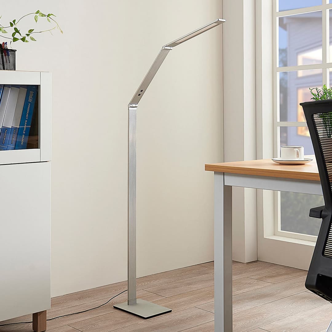 Nicano Stehleuchte Alu - Lucande - Arbeitszimmer / Büro - Modern - Metall - Eckig