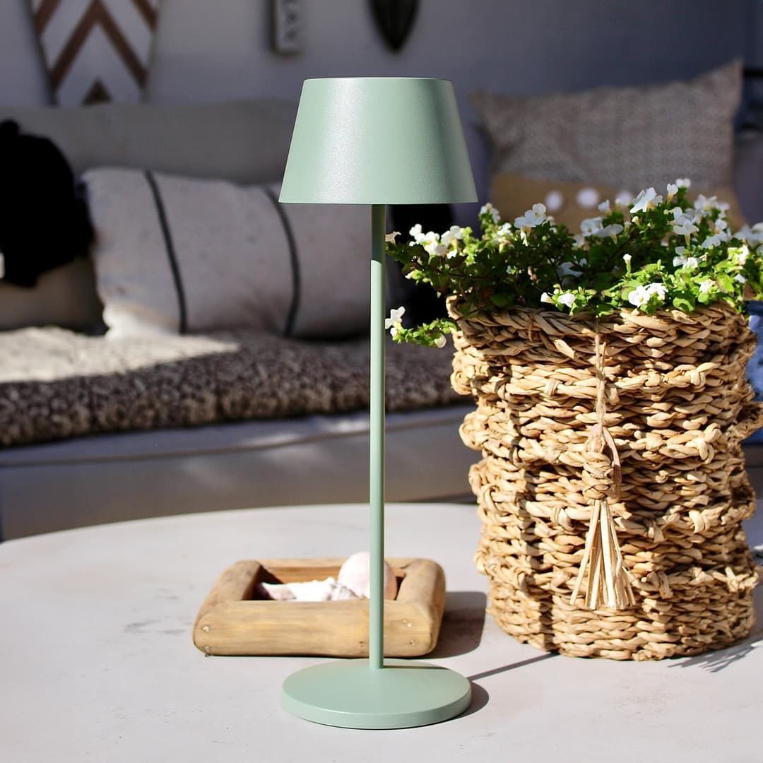 Modi Portable Tischleuchte Green Grey - Loom Design - Wohnzimmer - Modern - Metall - Mit Schirm