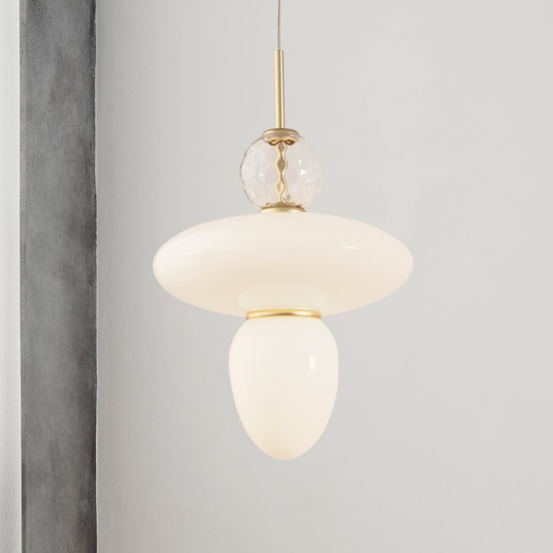 Rizzatto 43 Pendelleuchte Opal/Satin Brass - Nuura - Wohnzimmer - Design - Glas - Einflammig
