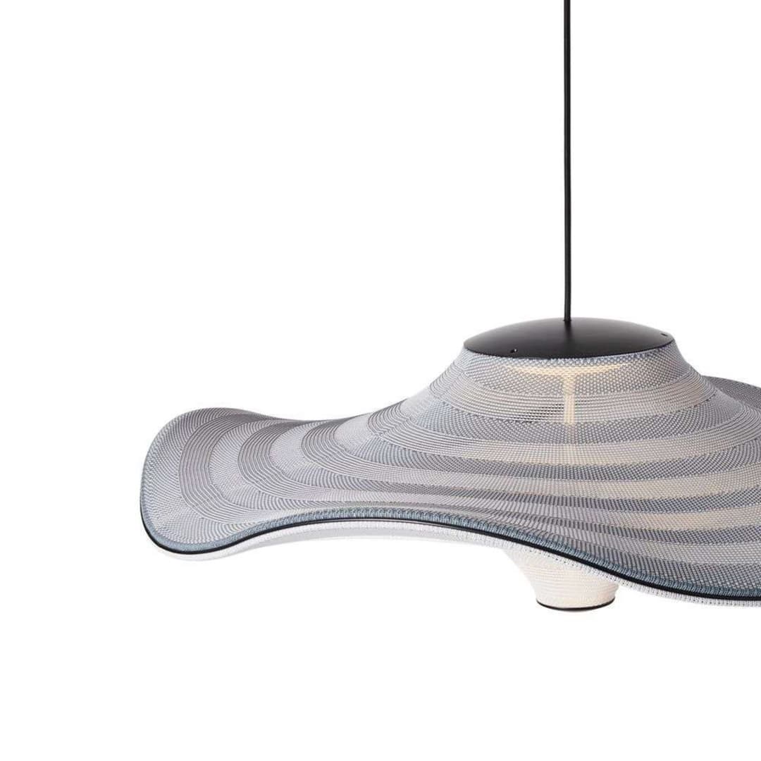 LED-Pendelleuchte Flying Blau Ø 96 cm - Made By Hand - Schlafzimmer - Stoff / Textil