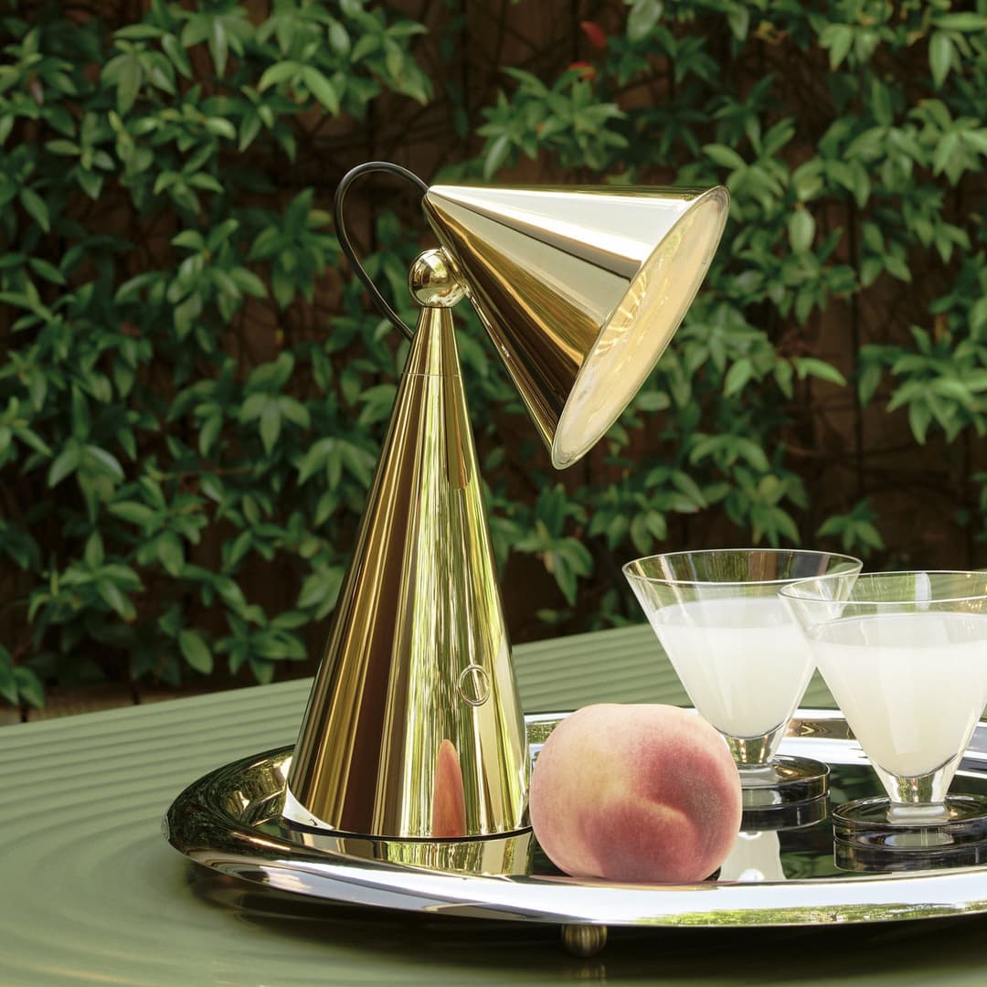 Pose Portable Tischleuchte Gold - Tom Dixon - Wohnzimmer - Design - Kunststoff - Einflammig