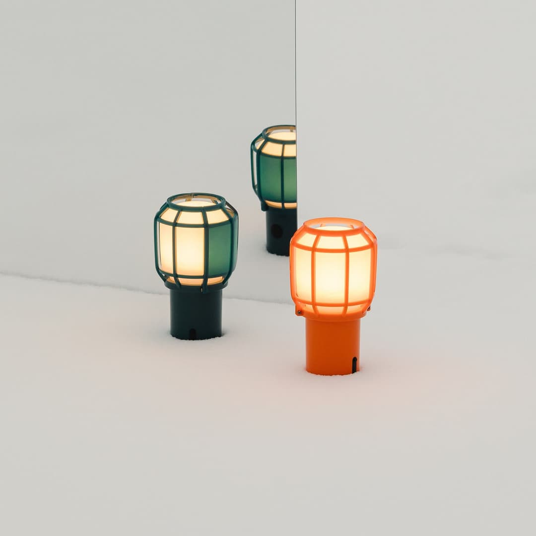 Chispa Tischleuchte Portable Green - Marset - Design - Kunststoff - Mit Schirm
