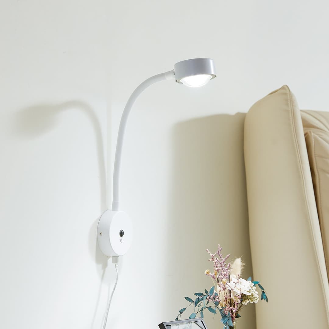 Jyla Wandlampe, GX53, weiß matt, Stecker, Flexarm - Lindby - Wohnzimmer - Modern - Metall - Einflammig