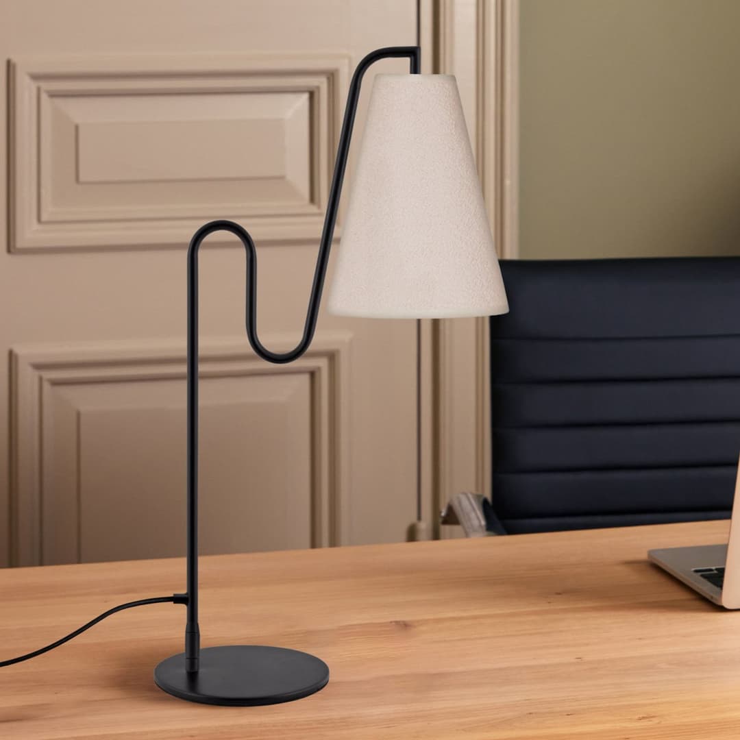 Lou Tischlampe, schwarz/weiß, Höhe 55 cm - Globen Lighting - Wohnzimmer - Design - Stoff / Textil - Einflammig