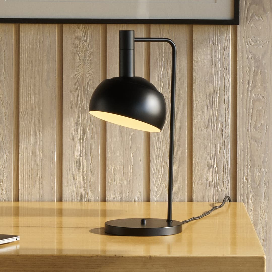 FJ Elements Tischleuchte schwarz 45 cm - Louis Poulsen - Wohnzimmer - Modern - Aluminium - Mit Schirm