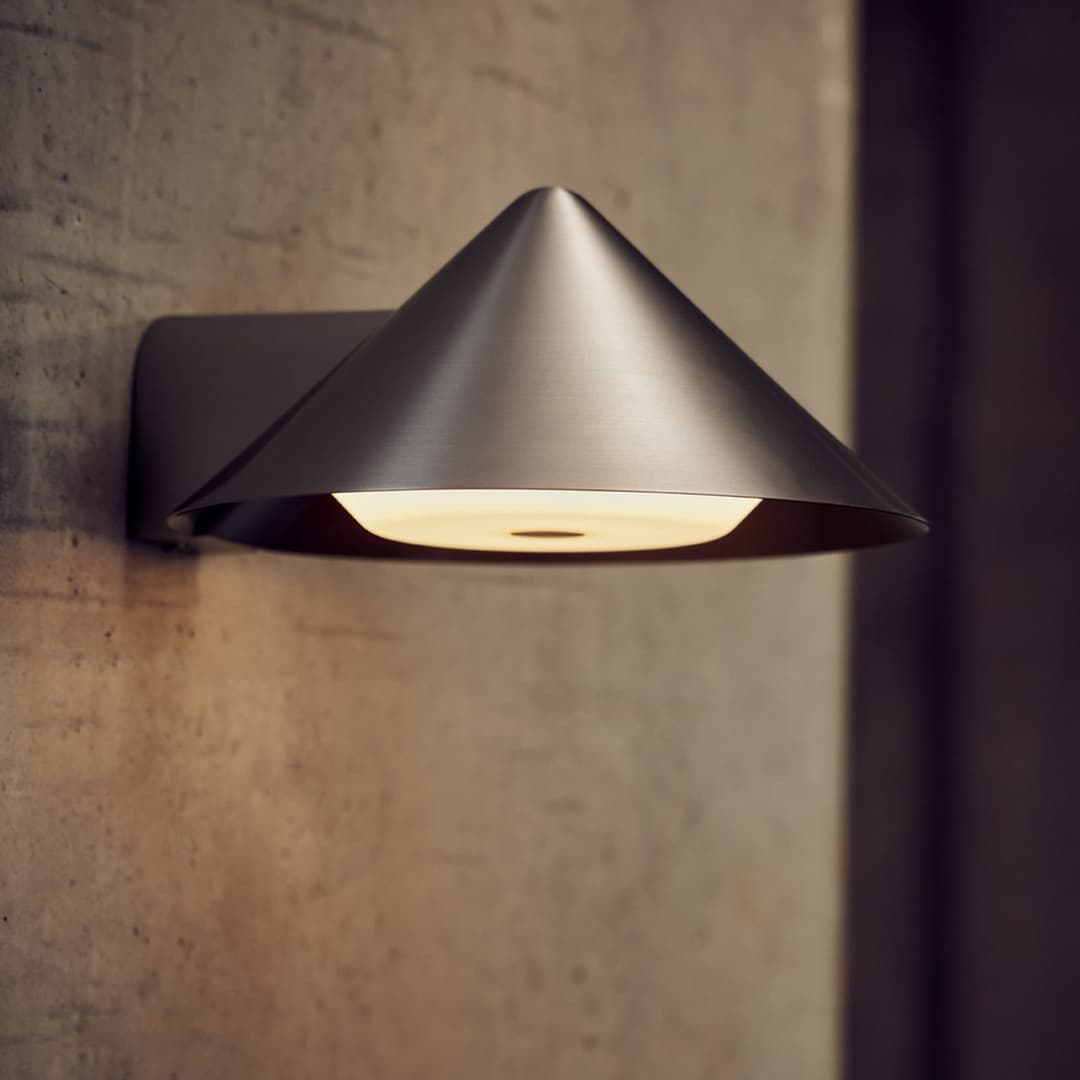 LED-Akku-Wandlampe Grasp, edelstahl, 15 cm - FRANDSEN - Wohnzimmer - Design - Einflammig