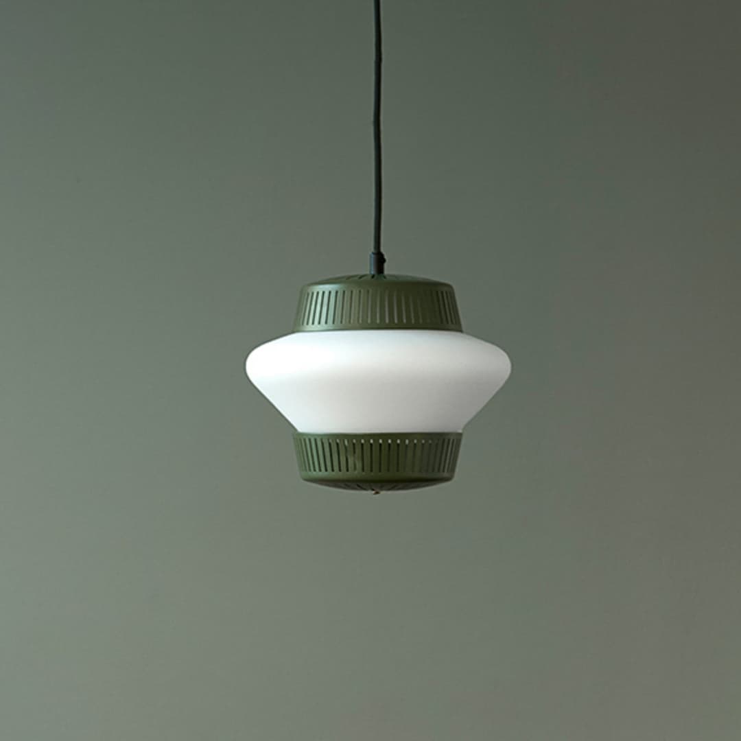 Opal Arch Pendelleuchte, grün, Ø 26 cm - Warm Nordic - Esszimmer - Design - Metall - Einflammig