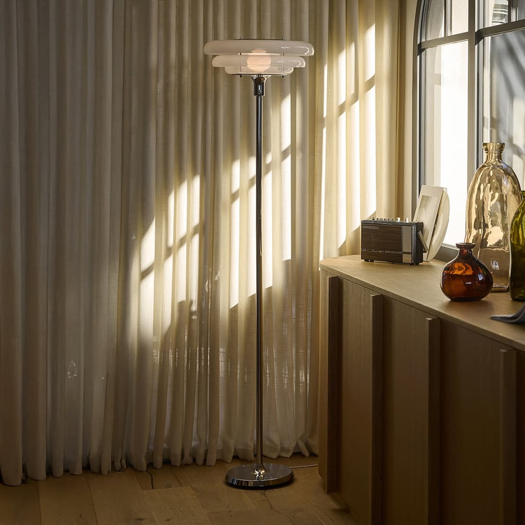 Sunset Stehleuchte, nebelweiß - MARKET SET - Wohnzimmer - Design - Glas - Einflammig