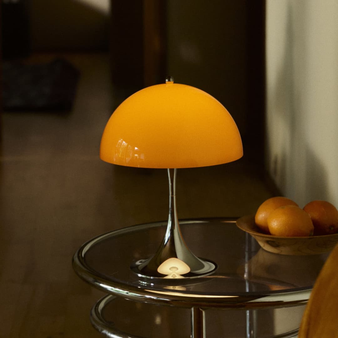 Panthella 250 Portable Original, opal-orange - Louis Poulsen - Terrasse - Design - Kunststoff - Rund