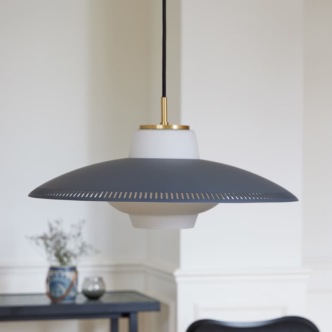 Opal Shade Pendelleuchte, grau, Ø 26 cm - Warm Nordic - Esszimmer - Skandinavisch - Metall - Einflammig