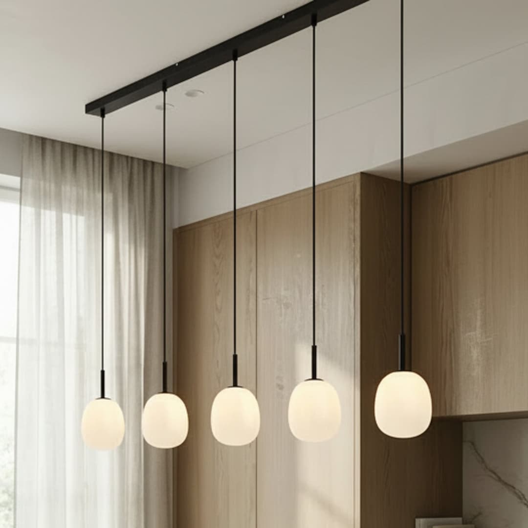 Etiena 5 Pendelleuchte Opal/Black - Lindby - Küche - Modern - Glas - Mehrflammig
