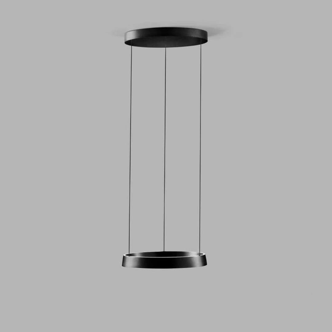 Edge Round Pendelleuchte Ø500 Carbon Black - LIGHT-POINT - Wohnzimmer - Aluminium - Einflammig