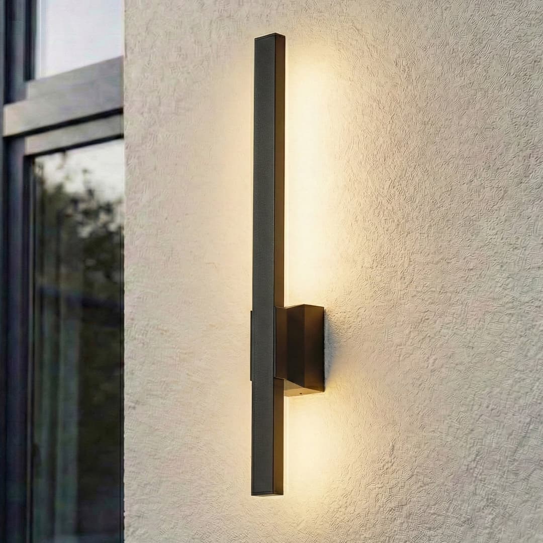 Sakari LED-Außenwandlampe, schwarz, Alu, Höhe 50 cm - Lindby - Terrasse - Modern - Aluminium - Einflammig