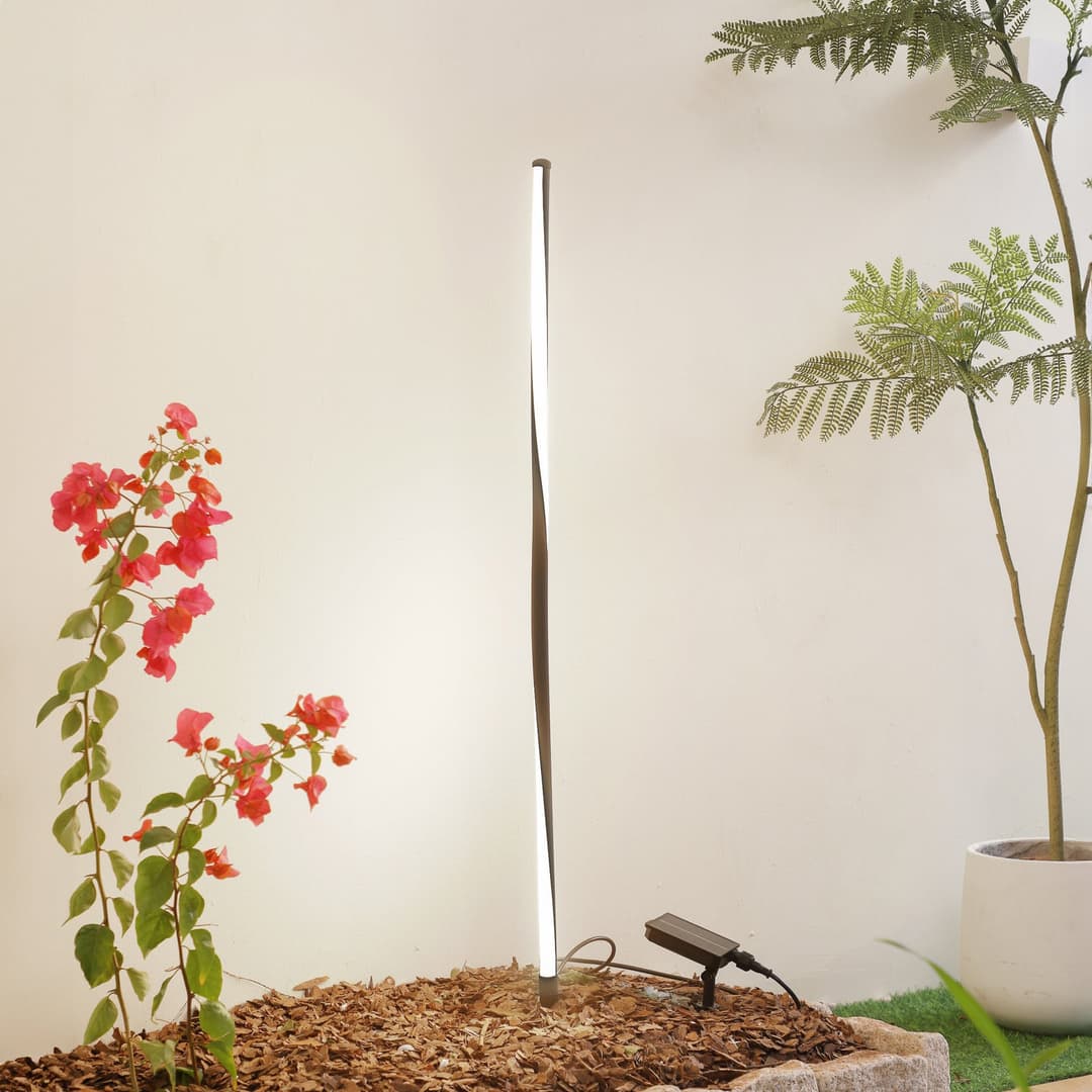 Sabriel Straight Solarzellenlampe Schwarz - Lindby Sabiel - Modern - Aluminium - Einflammig