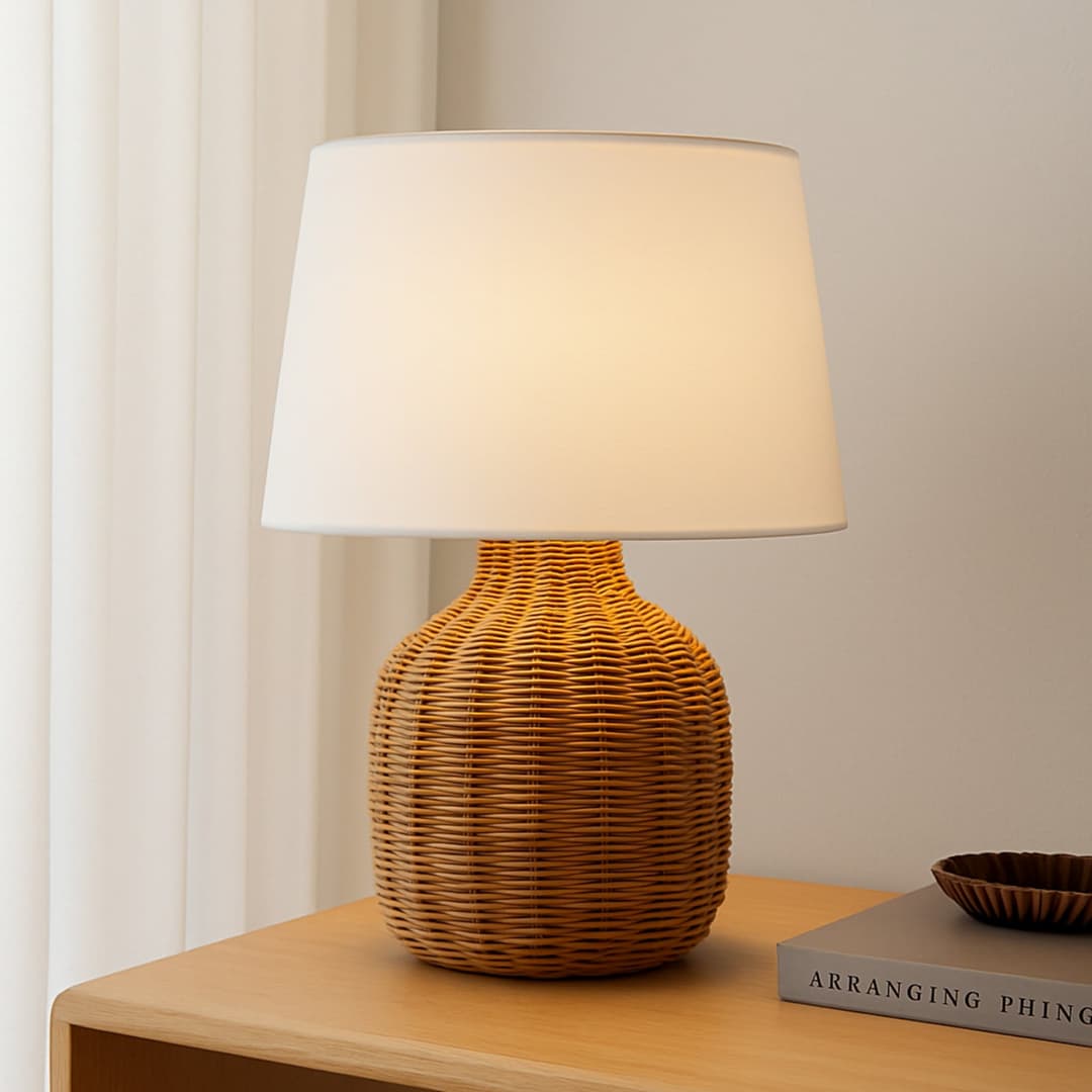 Lirenda Tischleuchte, natur/weiß, Rattan, Höhe 52 cm - Lindby - Wohnzimmer - Boho - Stoff / Textil - Mit Schirm