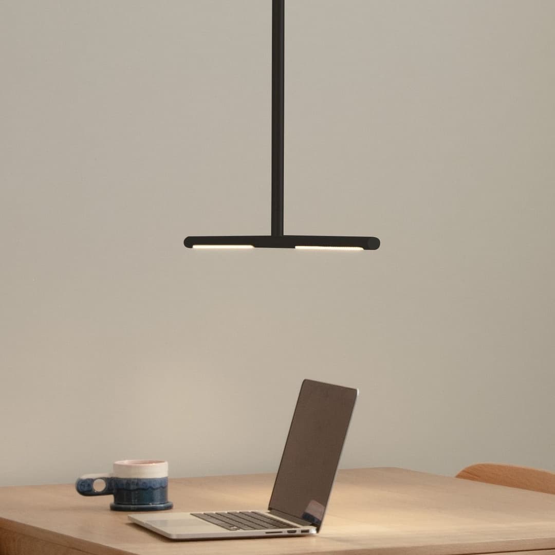 Omni Deckenleuchte Schwarz - UMAGE - Esszimmer - Design - Metall - Balken
