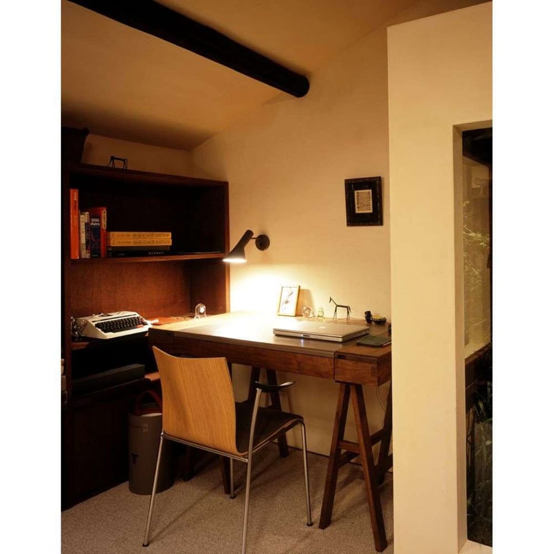 AJ Wandleuchte Hardwired, schwarz - Louis Poulsen - Wohnzimmer - Metall