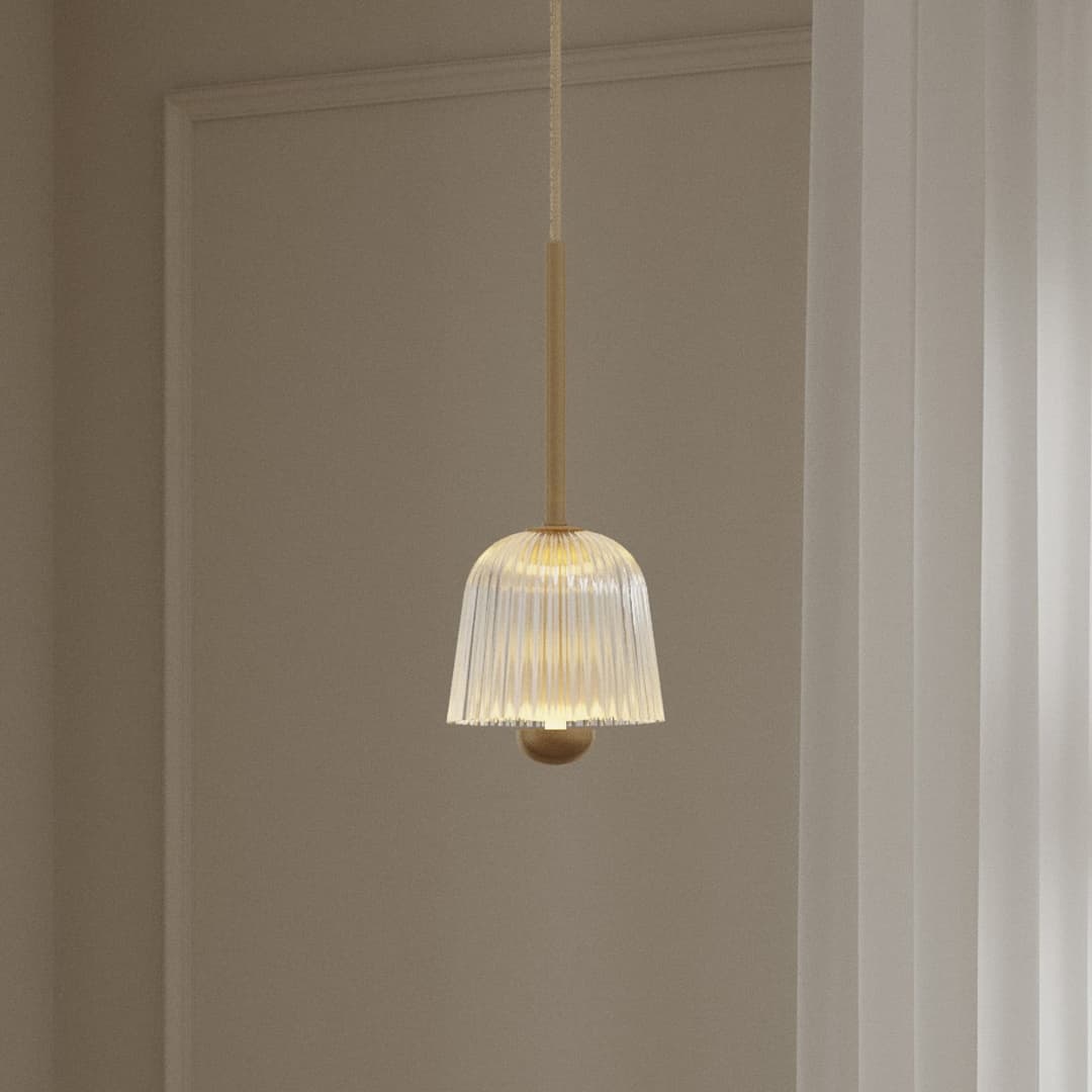 Asteea 1 Hängeleuchte Ø 12 cm Messing/Klar - Nuura - Wohnzimmer - Skandinavisch - Metall - Einflammig
