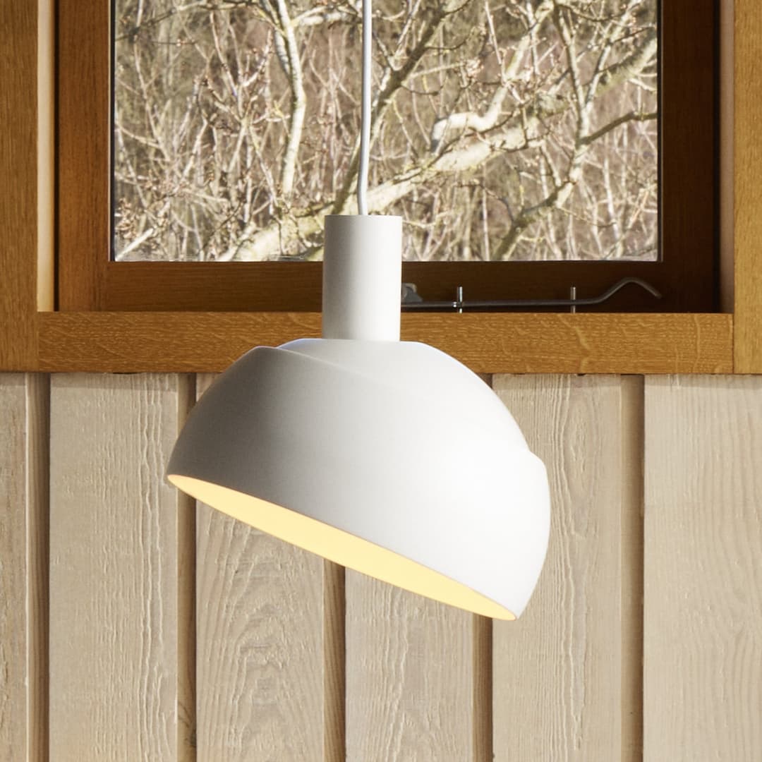 FJ Elements Hängeleuchte weiß Ø 25 cm E27 - Louis Poulsen - Wohnzimmer - Modern - Aluminium - Mit Schirm