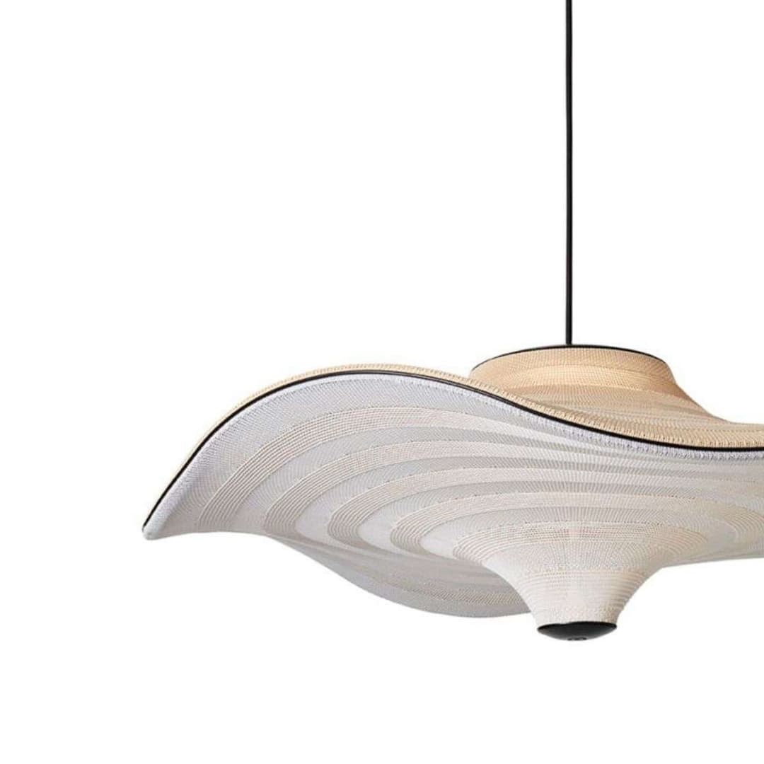 LED-Pendelleuchte Flying Sandfarben Ø 96 cm - Made By Hand - Schlafzimmer - Stoff / Textil
