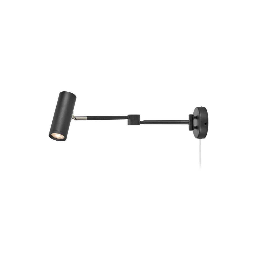 Arlo LED-Wandleuchte, schwarz, Stecker, Länge 55 cm, Eisen - Markslöjd - Schlafzimmer - Modern - Metall - Einflammig