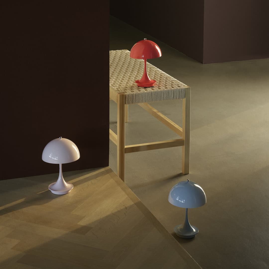 Panthella 160 Portable Akku-Tischlampe, rosa - Louis Poulsen - Balkon - Design - Kunststoff - Einflammig