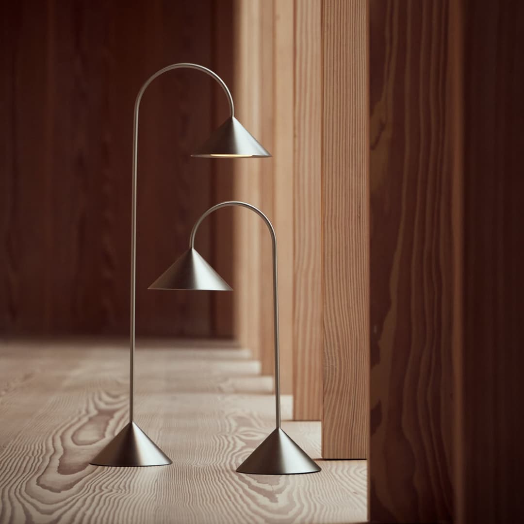 LED-Akku-Stehlampe Grasp, edelstahl, Höhe 72 cm - FRANDSEN - Balkon - Design - Einflammig