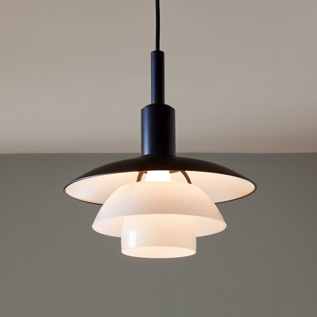PH 3/3 Pendelleuchte Black/Opal - Louis Poulsen - Wohnzimmer - Design - Metall - Einflammig
