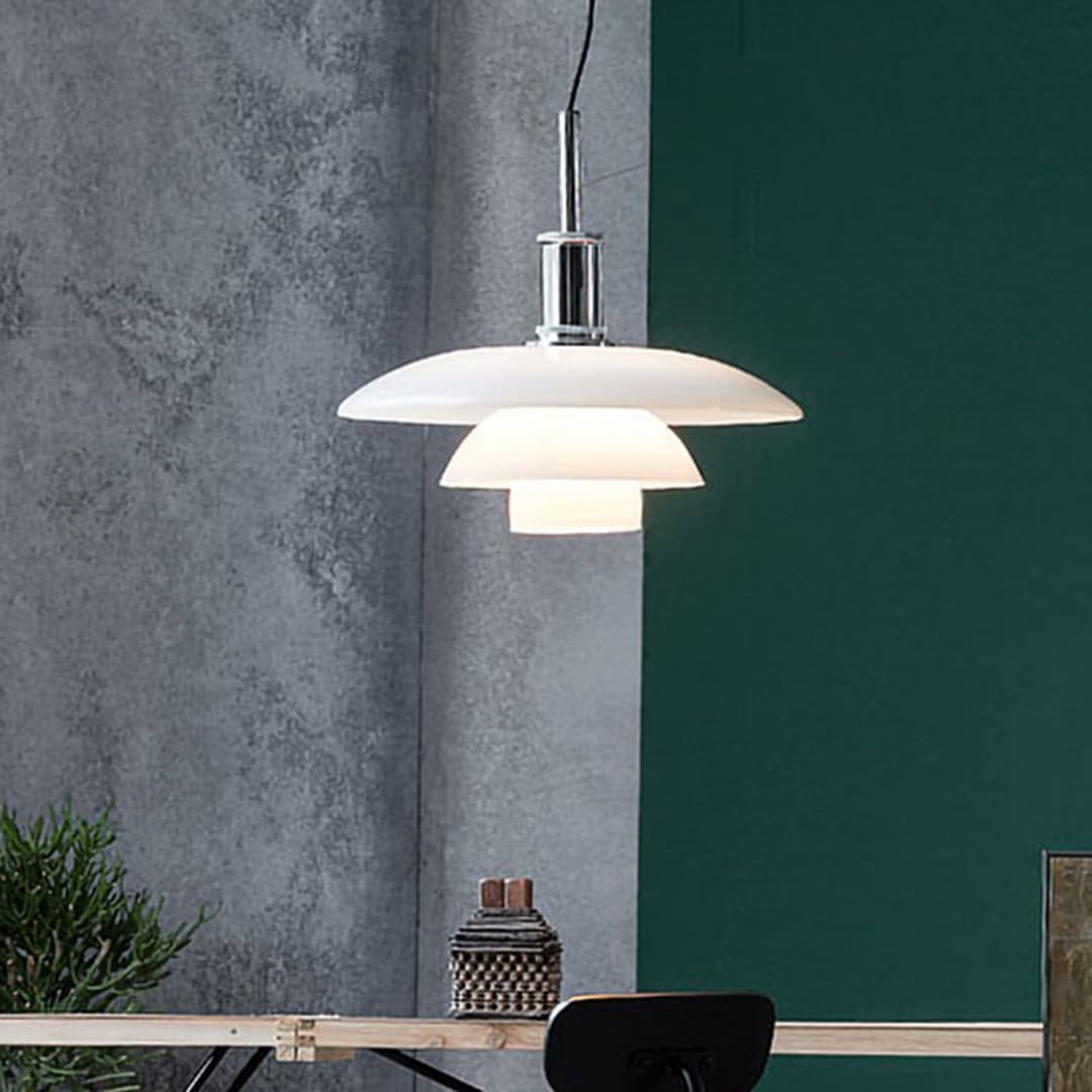 PH 3 1/2-3 Pendellampe, Ø 33 cm, chrom/weiß - Louis Poulsen - Wohnzimmer - Design - Glas - Einflammig