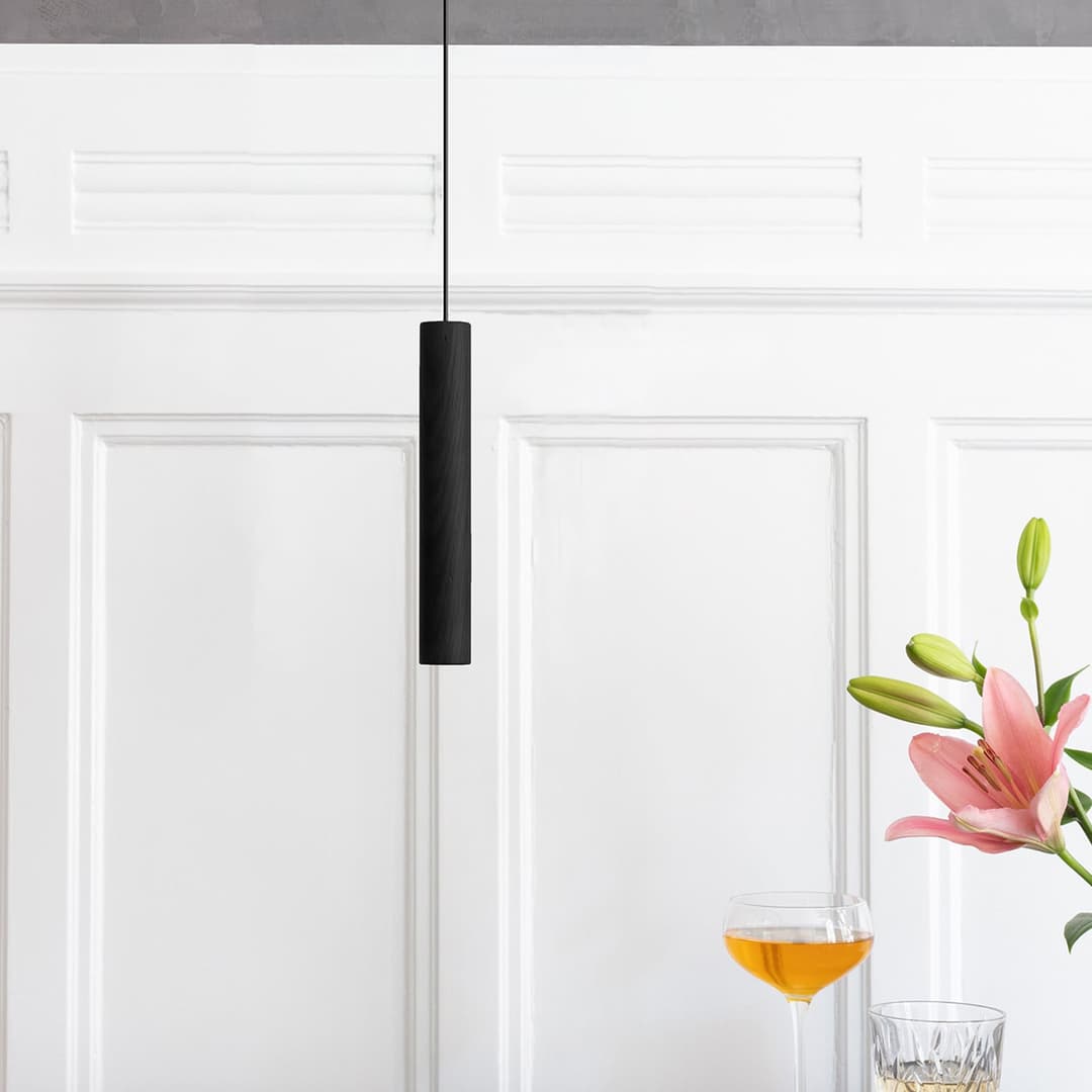 Chimes Pendelleuchte Oak Black - UMAGE - Wohnzimmer - Modern - Holz - Einflammig