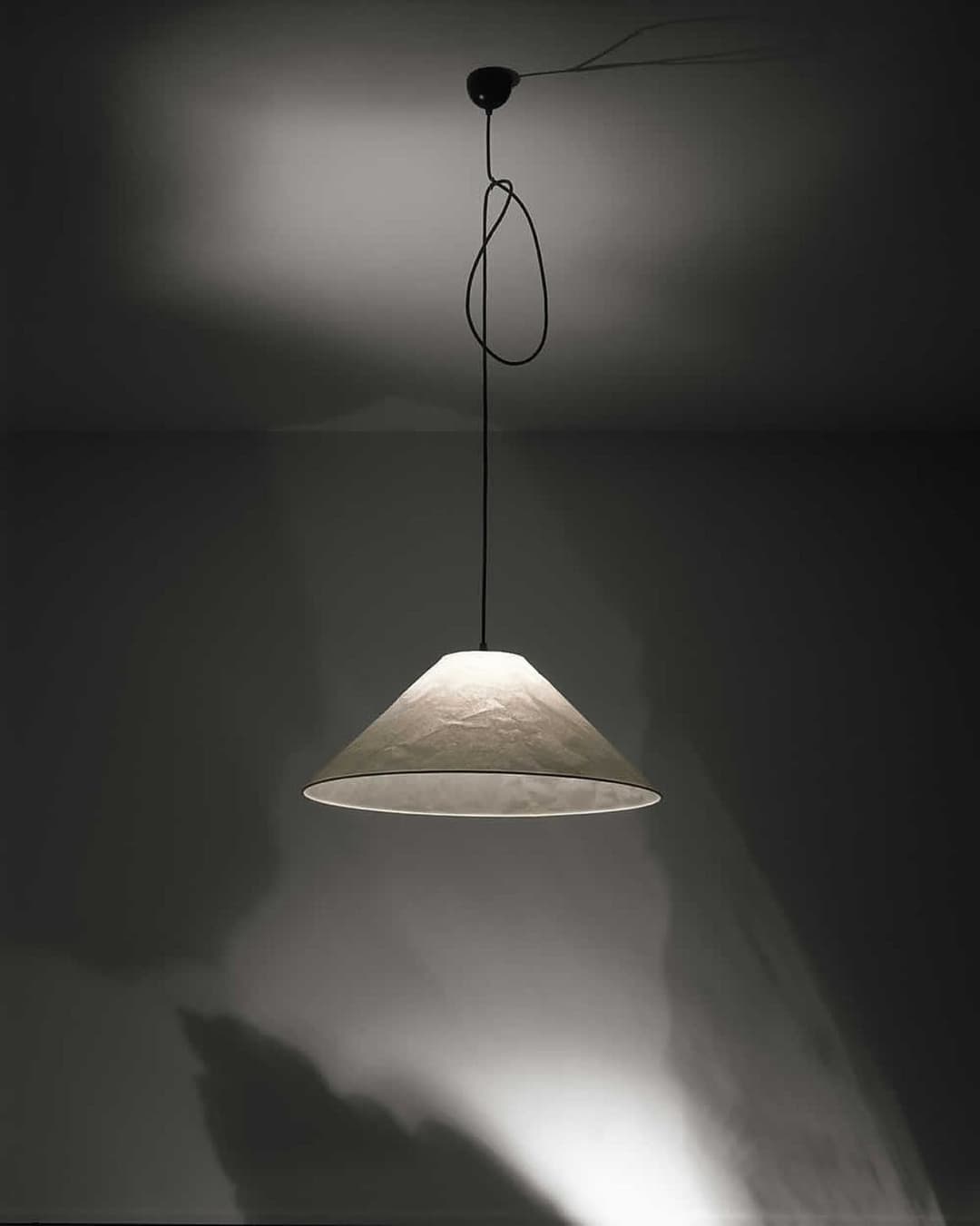 Knitterling 450cm Pendelleuchte - Ingo Maurer - Wohnzimmer - Papier / Karton